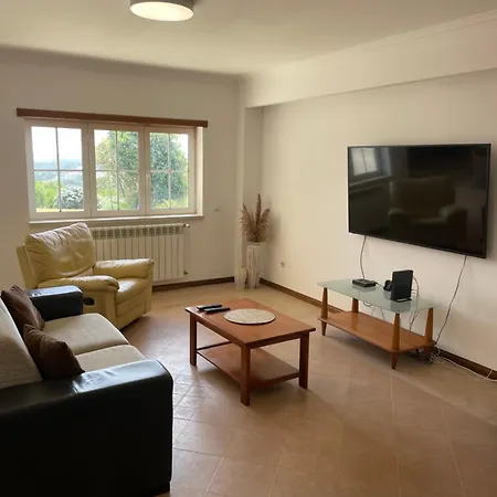 Luxury 6 Bedroom Oceanfront - Sleeps 20 Guests Villa Foz do Arelho