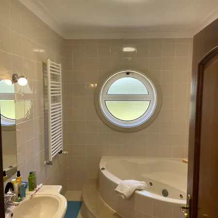 Luxury 6 Bedroom Oceanfront - Sleeps 22 Guests Βίλα *