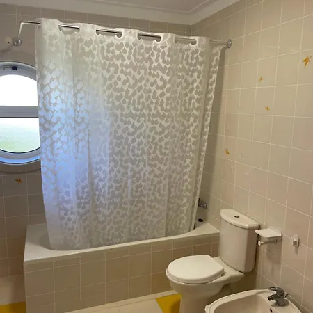 Luxury 6 Bedroom Oceanfront - Sleeps 22 Guests