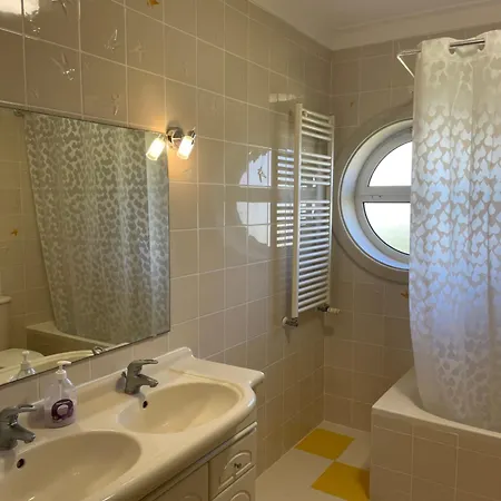 Luxury 6 Bedroom Oceanfront - Sleeps 22 Guests Βίλα *