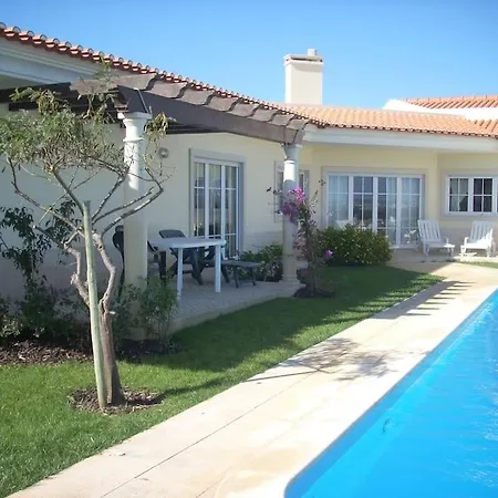 Luxury 6 Bedroom Oceanfront - Sleeps 22 Guests Βίλα