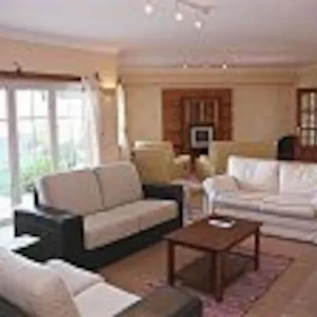 Luxury 6 Bedroom Oceanfront - Sleeps 20 Guests * Foz do Arelho