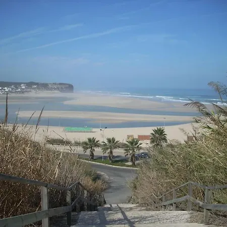Luxury 6 Bedroom Oceanfront - Sleeps 20 Guests *