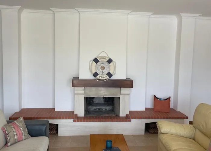 Luxury 6 Bedroom Oceanfront - Sleeps 22 Guests Villa Foz do Arelho