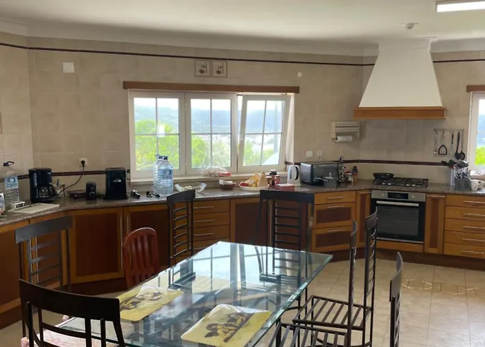 Luxury 6 Bedroom Oceanfront - Sleeps 22 Guests Villa *