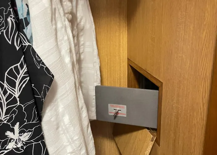 Luxury 6 Bedroom Oceanfront - Sleeps 22 Guests