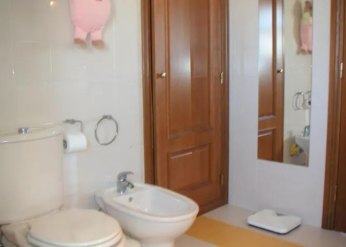 Luxury 6 Bedroom Oceanfront - Sleeps 22 Guests *