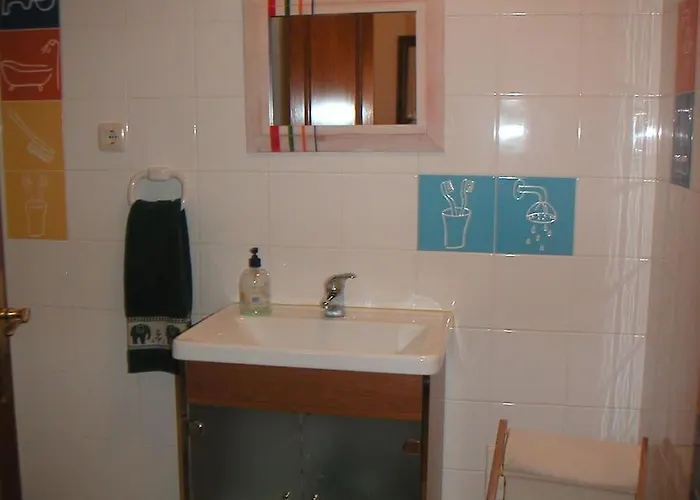 Luxury 6 Bedroom Oceanfront - Sleeps 22 Guests Villa Foz do Arelho