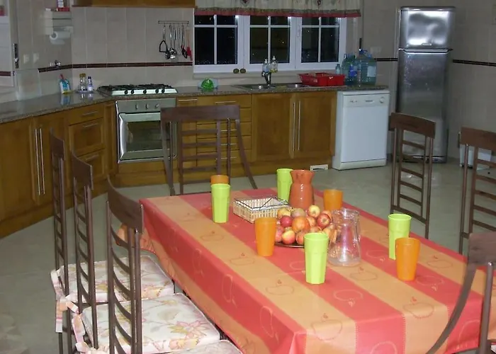 Luxury 6 Bedroom Oceanfront - Sleeps 22 Guests Foz do Arelho